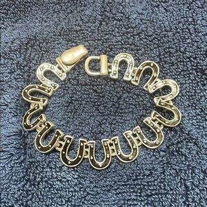 Silver Horseshoe Bracelet magnetic closure